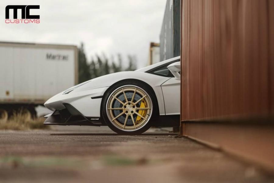 Колеса Lamborghini Aventador by MC Customs 2017 года  (фото 4 из 10)